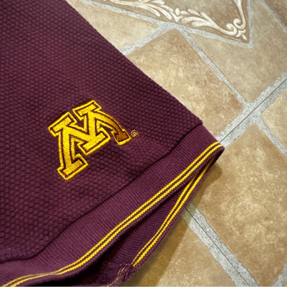 Vintage Nike Team Minnesota Golden Gophers Polo Shirt - Men's Large - Picture 4 of 6
